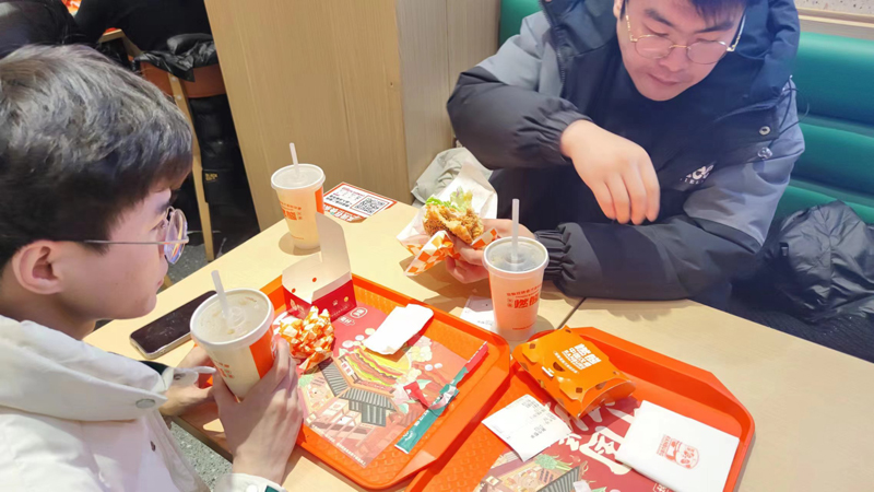 燃熊中國漢堡產(chǎn)品都有哪些特點呢？